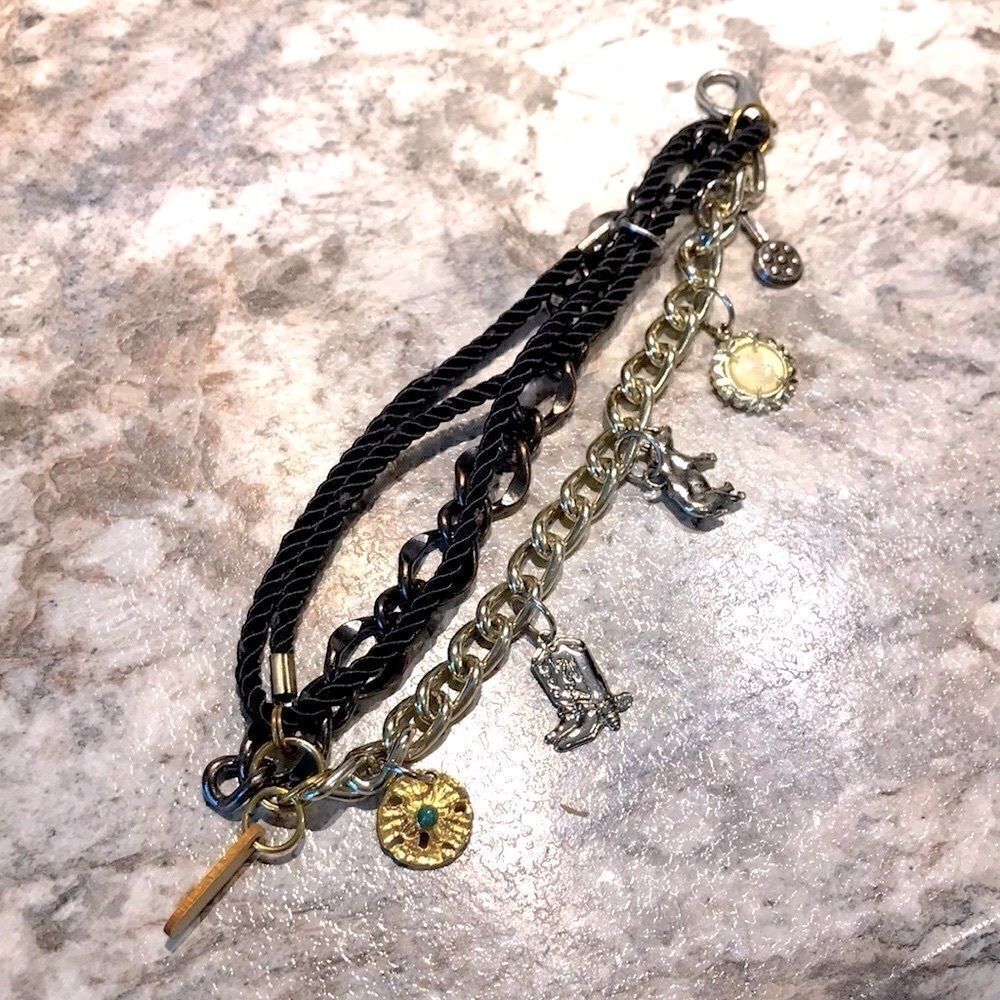 Isola charms bracelet   